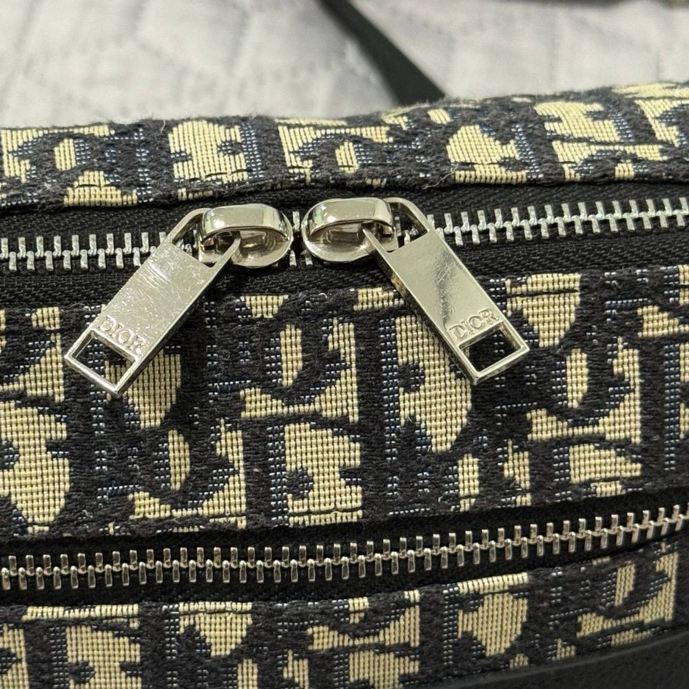 Сумка месенджер Dior Safari