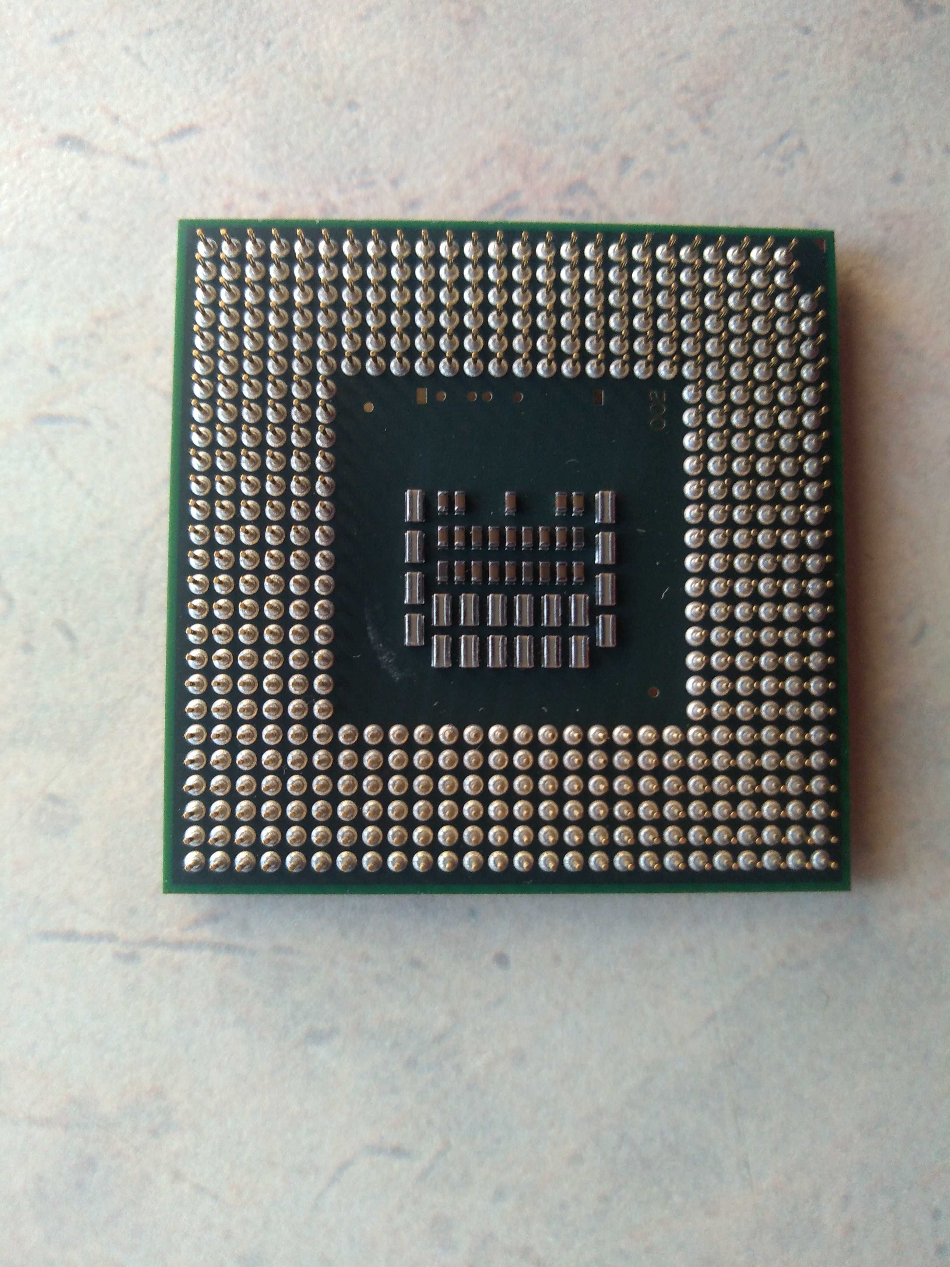 Procesor Intel Core2Duo T9400 (laptop) i inne komputerowe.
