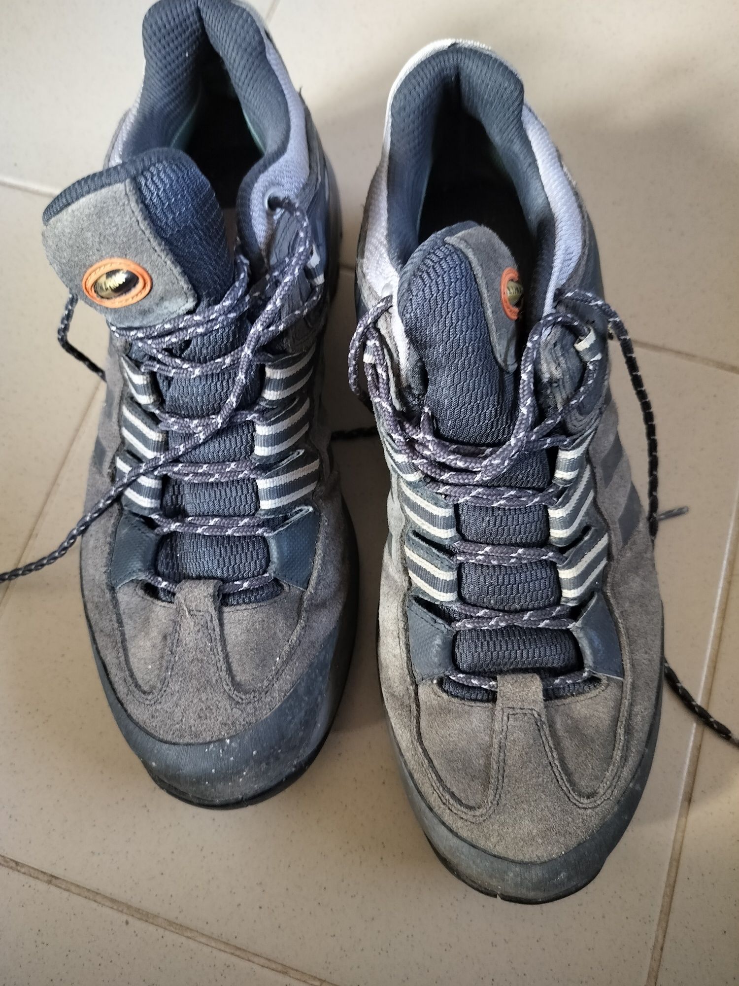 Buty adidas climat 44 2/3 285