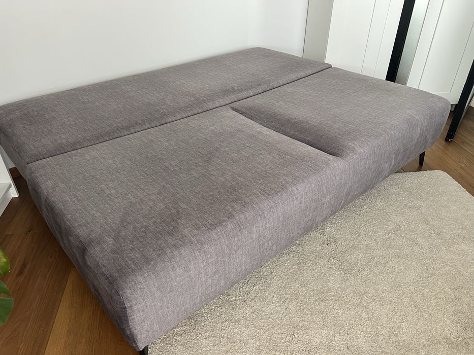 Sofa, kanapa rozkladana Darwin (Agata Meble) 150x196cm, szara