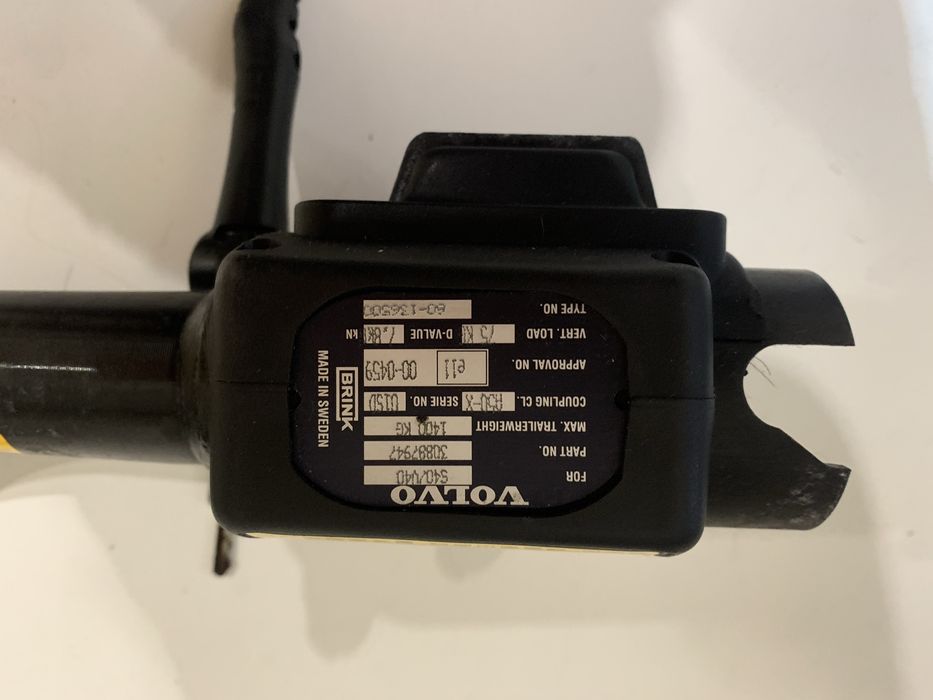 Gancho de Reboque Volvo V40/S40