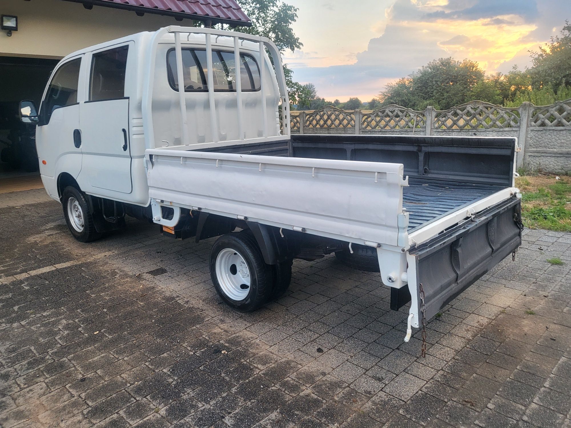 Kia Pregio 2.5 CRDI Brygadówka bus