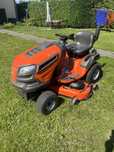 Kosiarka traktorek Husqvarna Yth 24V48 pompa oleju 24 konie