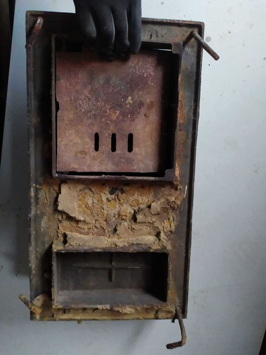 Drzwiczki do pieca kaflowego