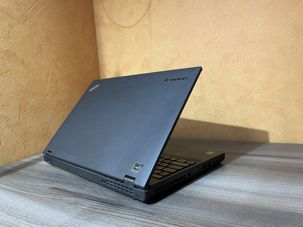 Надійний ноутбук Lenovo T540 (i5-4200m/1TB HDD/8GB RAM/нова акб)