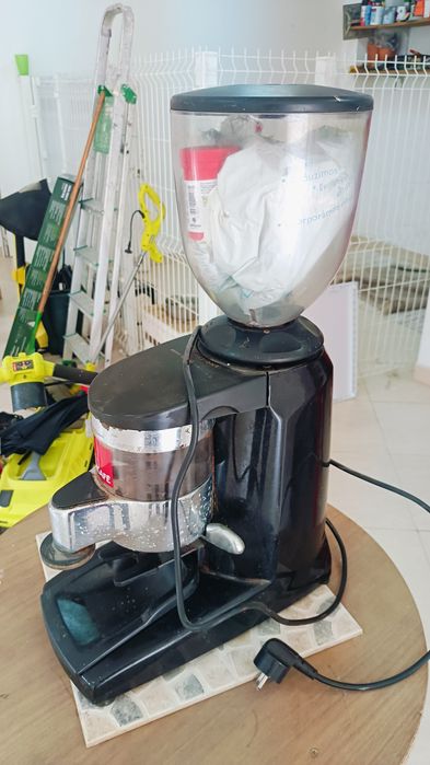 M.Moinho de Café