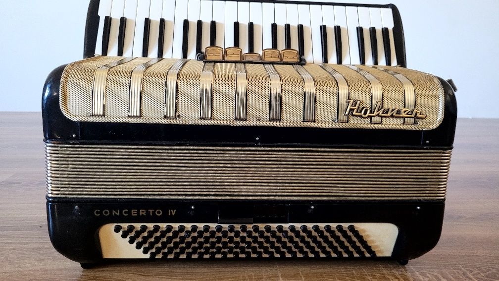 Akordeon Hohner concerto IV