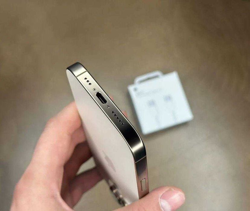 iPhone 16 Pro, 256 ГБ