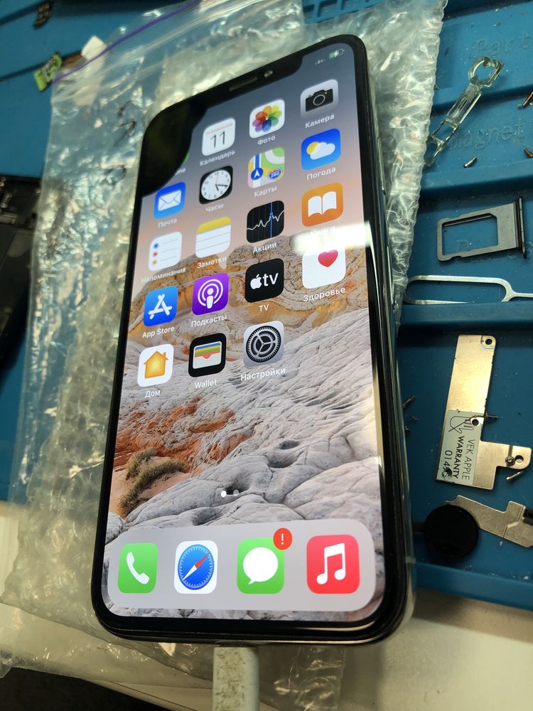 Продам модуль экран дисплей lcd Apple iPhone X original бу с дефетком