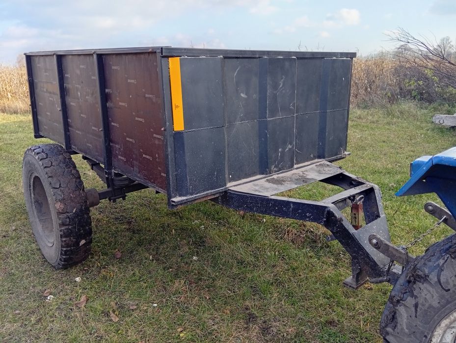 Продам прицеп одно осний 1ПТС2