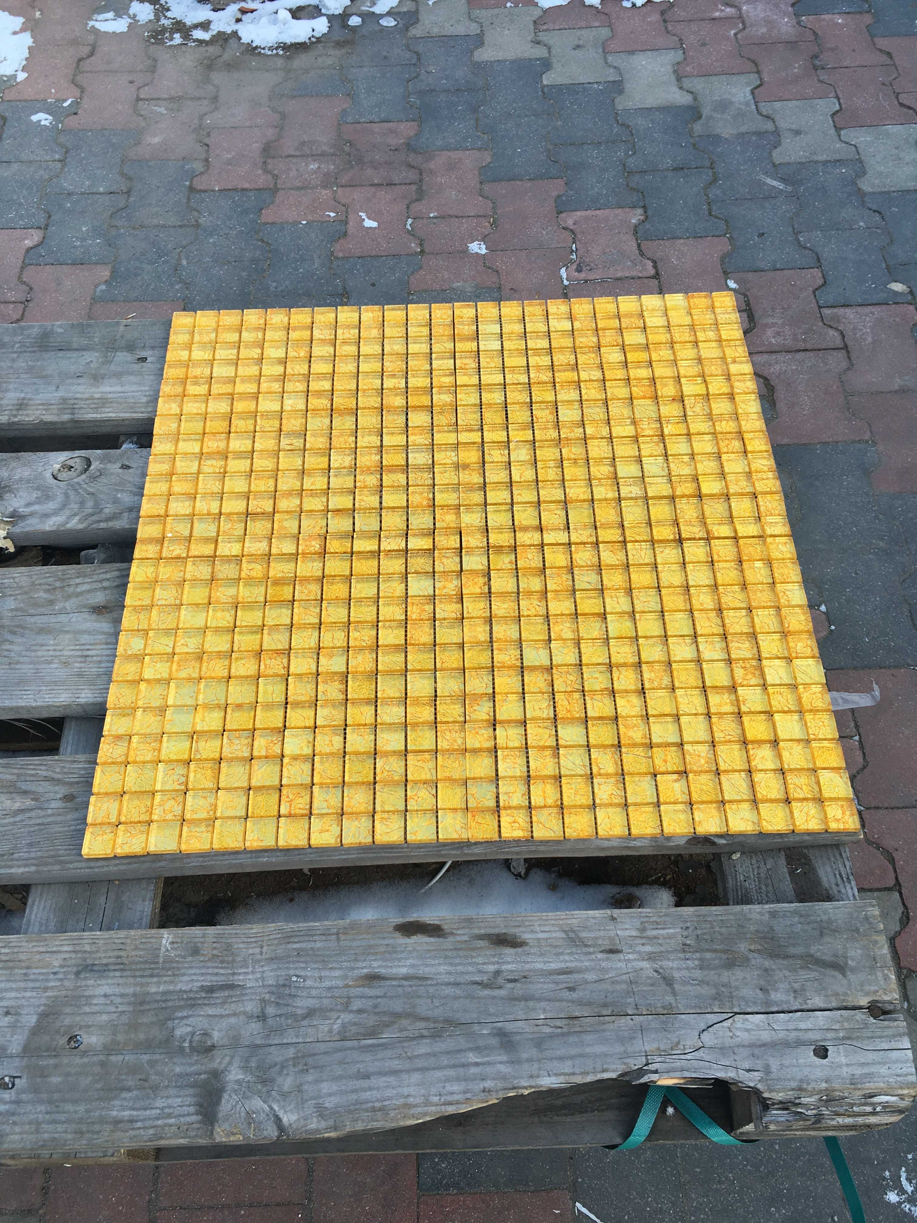 Mozaika szklana złota mm051 29,8x29,8 firmy DUNIN