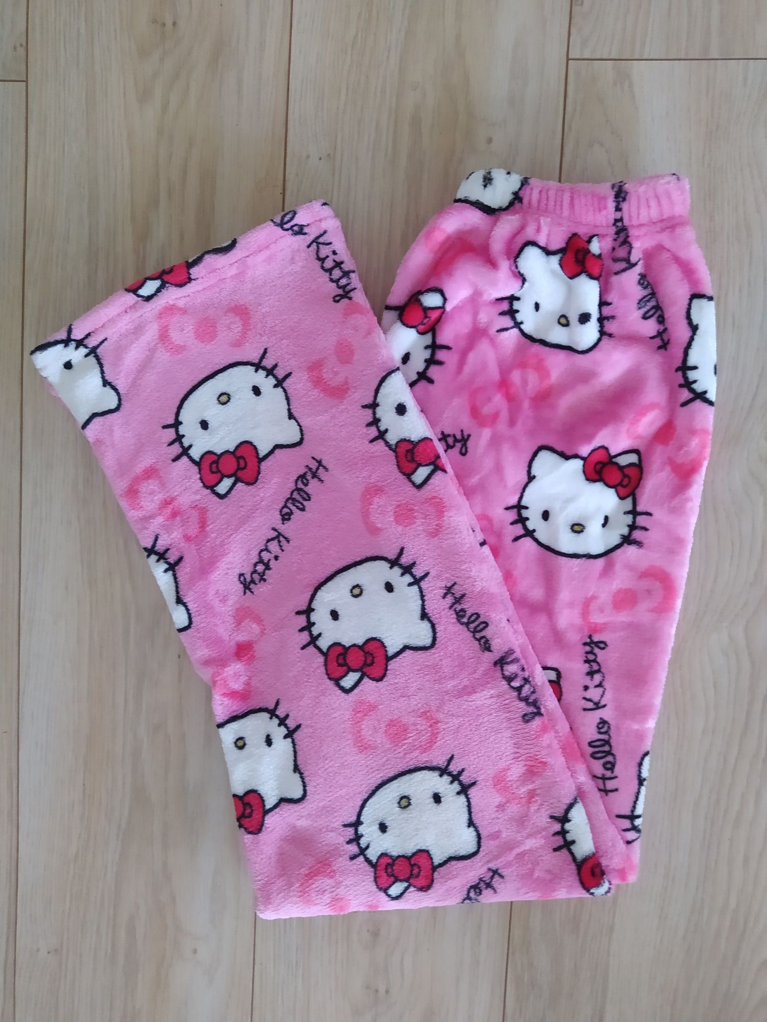 Spodnie Hello Kitty Baby Pink Must Have S/M