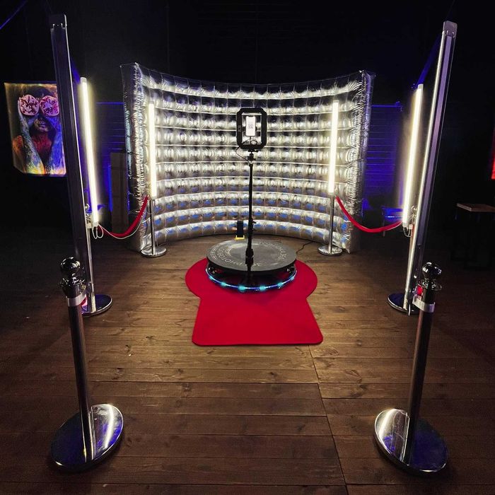 Fotobudka 360/Fotobudka/Wiatraki iskier/Kolorowy dym/Wybuchowe balony