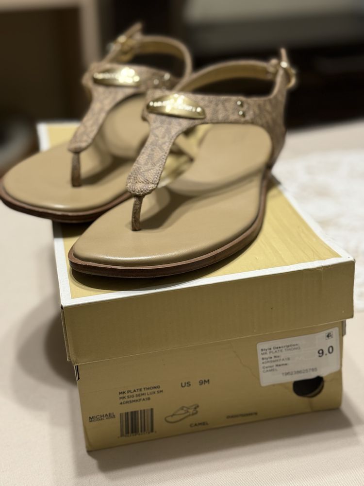 Сандали Michael Kors