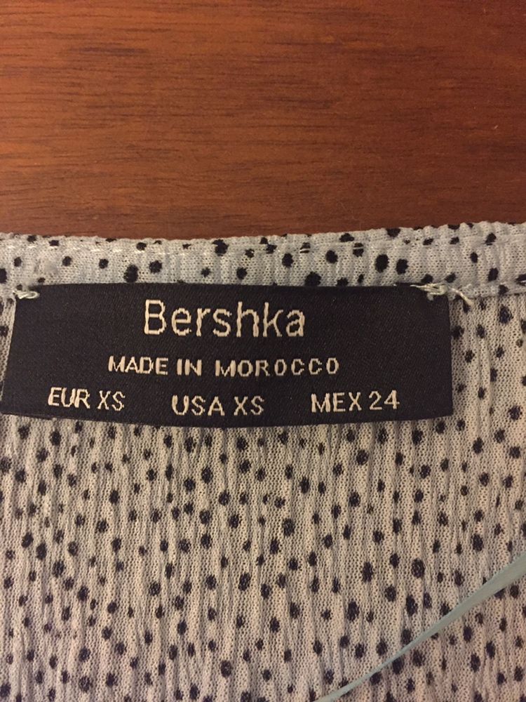 Top Bershka como novo