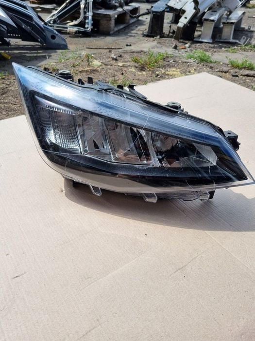 LAMPA PRAWY PRZÓD FULL LED SEAT IBIZA V ARONA LIFT 6F1941006 F