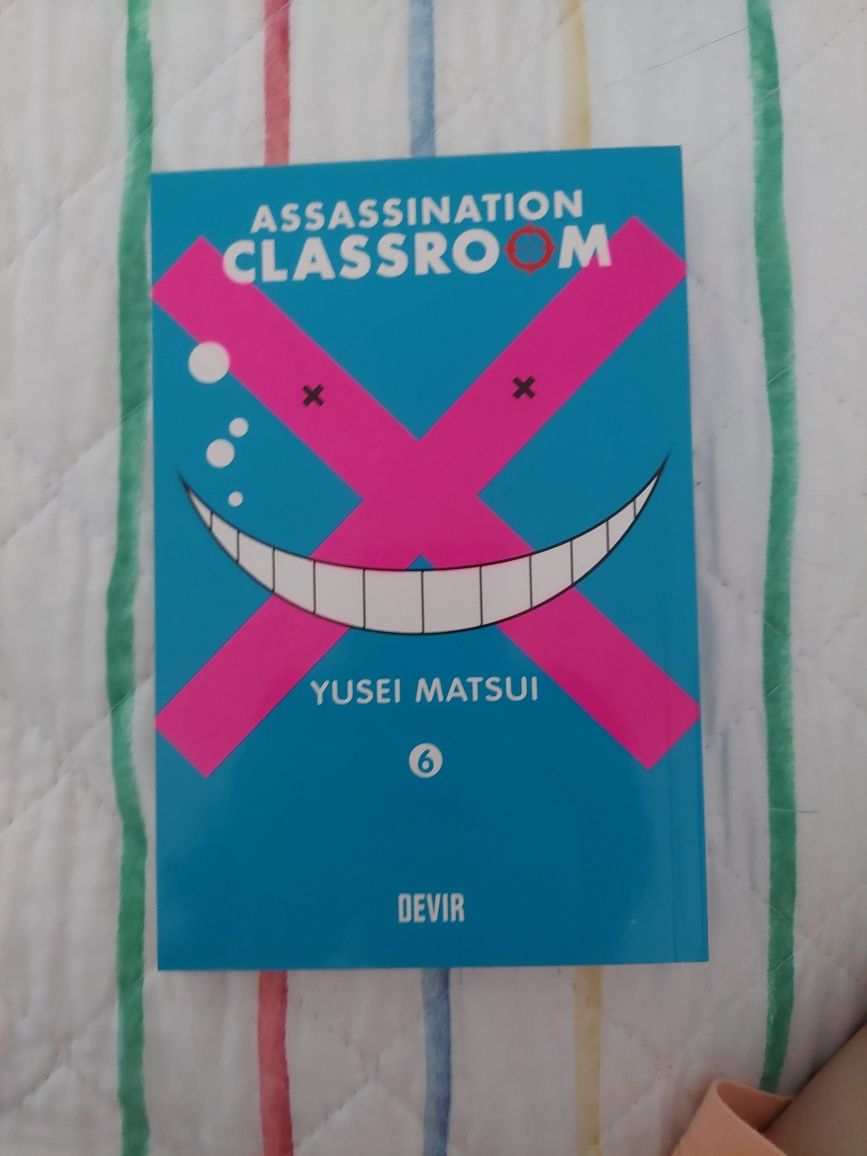 Livro 'Assassination Classroom 6'