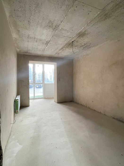 Комерція з окремим входом у новобудові!