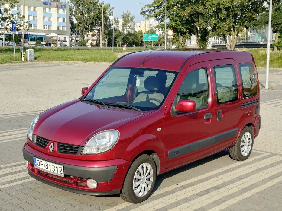 Renault Kangoo Renault Kangoo z niezawodnym silnikiem 1,5 dci