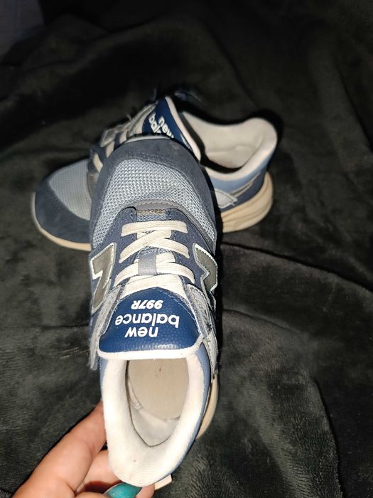 Tênis new balance  n° 25.5