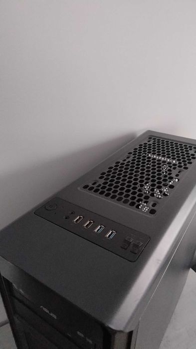 Komputer stacjonarny I5-6500 GTX960 4GB RAM 16GB 2133MHz Windows 11