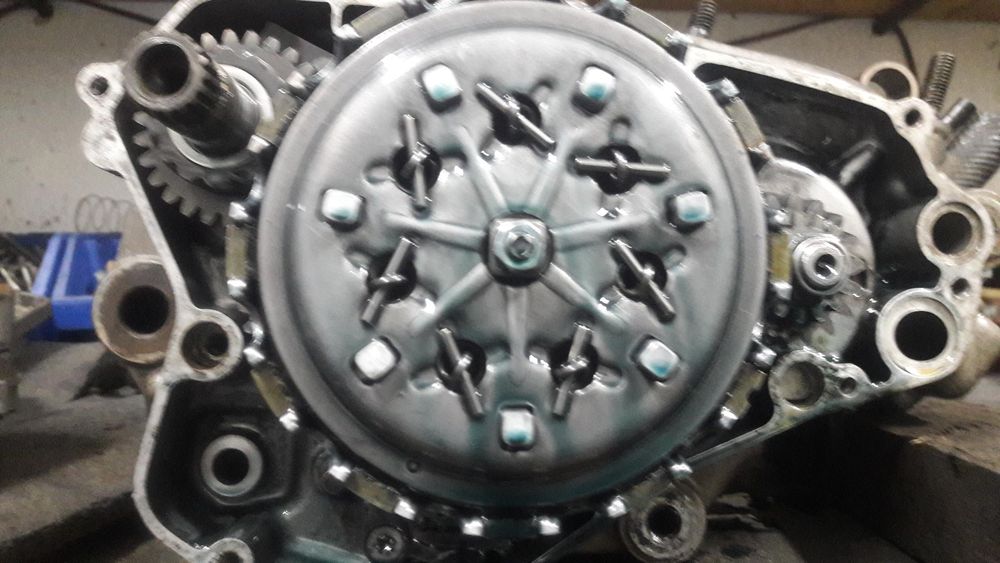 kosz sprzęgłowy sprzęgło docisk tarcze suzuki ts 125x części dawca