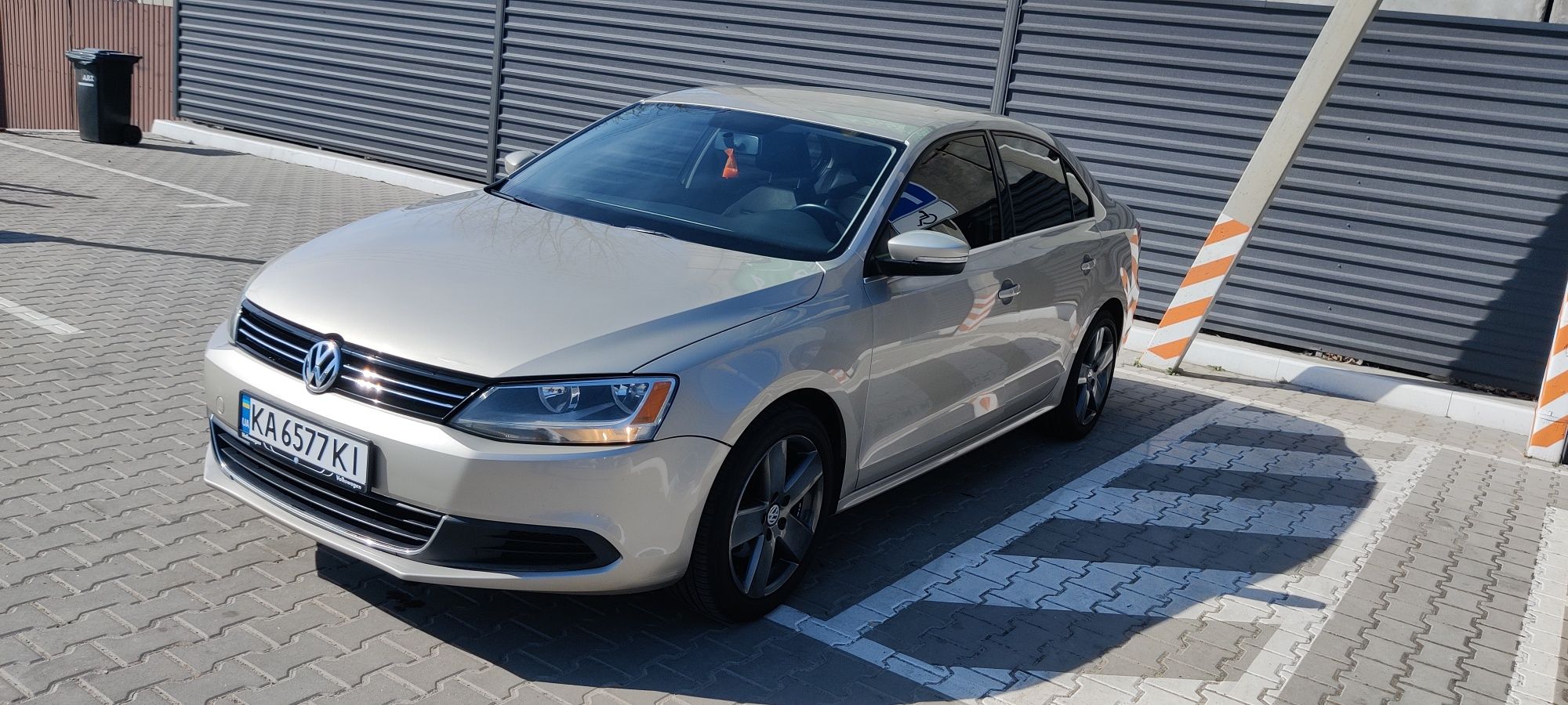 Продам Volkswagen Jetta 2.5