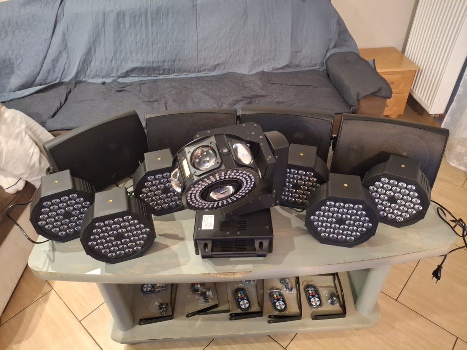 Zestaw nagłośnienie plus oświetlenie