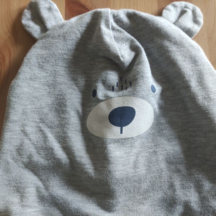 Cienka czapka na wiosnę h&m 86/92