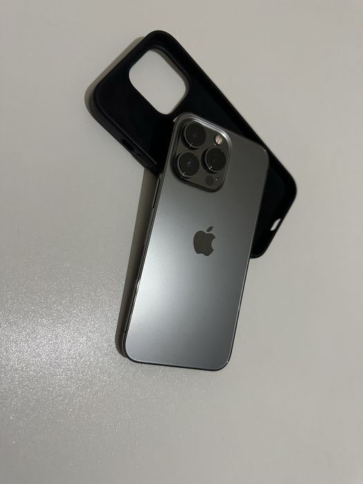 Продам айфон 13 про , описание