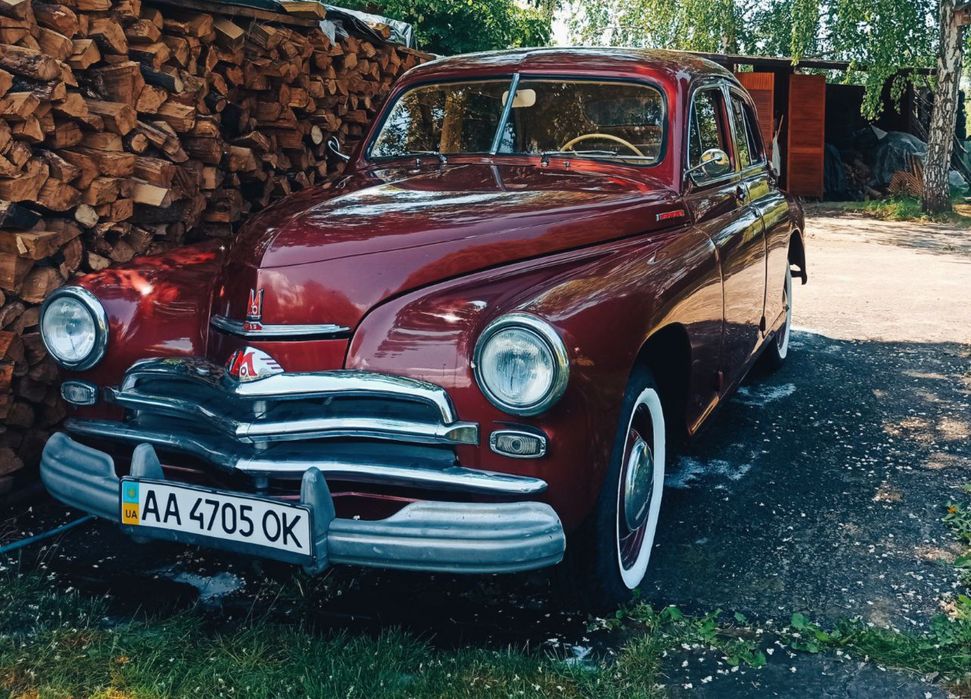 Ретро автомобіль