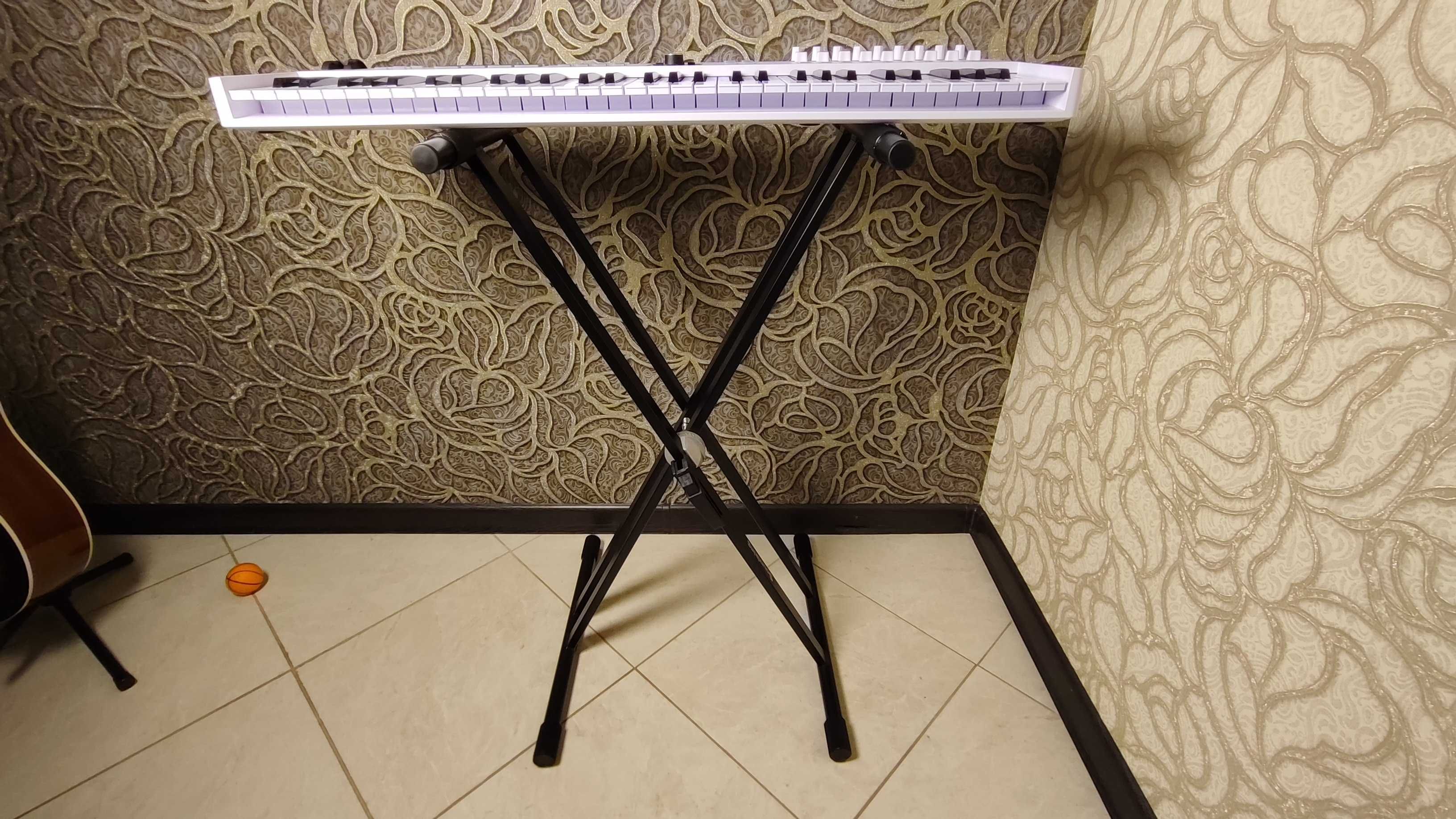 MIDI-клавіатура Arturia KeyLab Essential 61 mk3 (White)