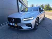 Volvo V60 83.000 Km Przebiegu R- design Kamery- Skóry-1 Rok Gwarancji !
