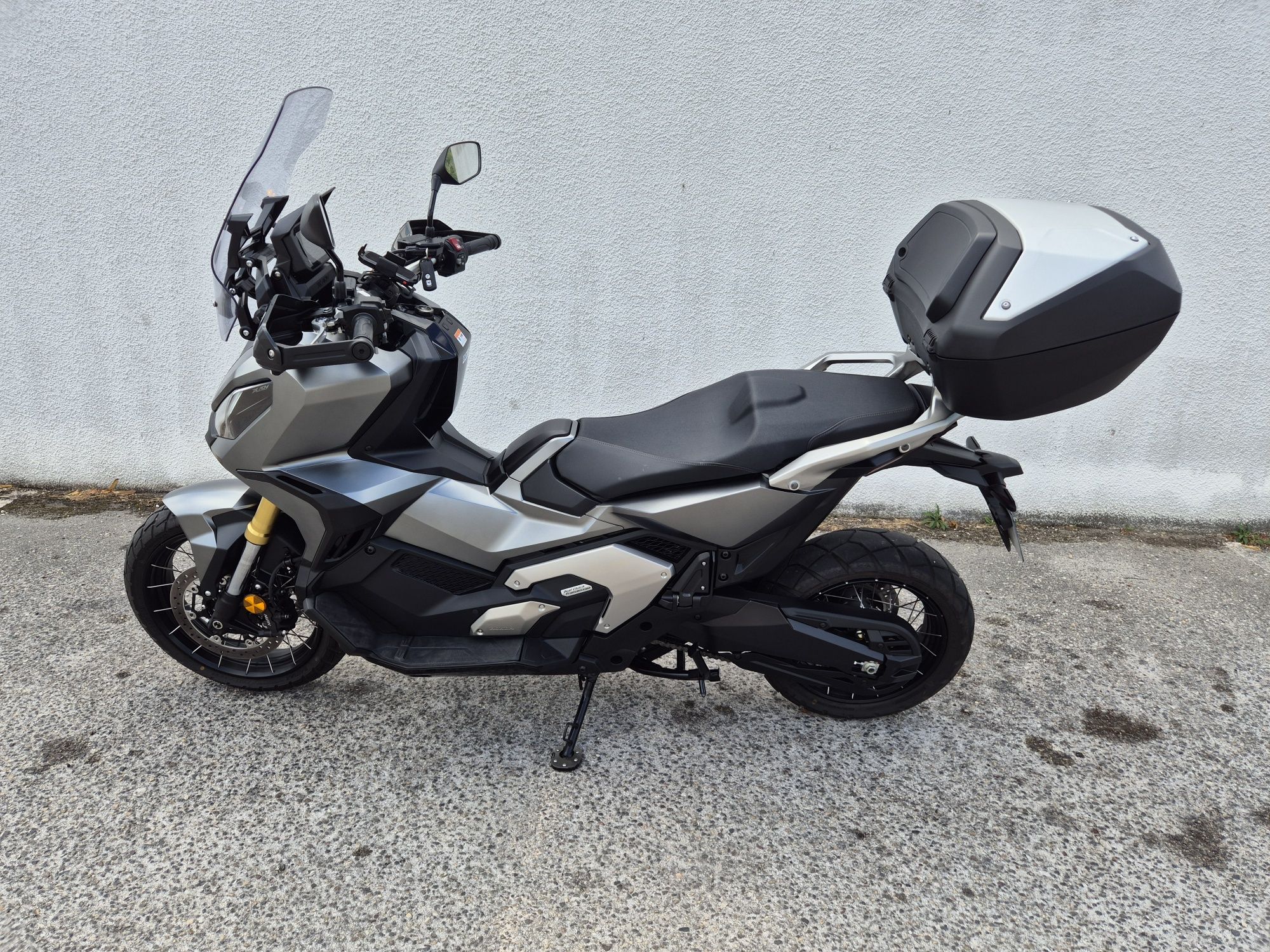 Honda X-ADV 750 ANO 2023