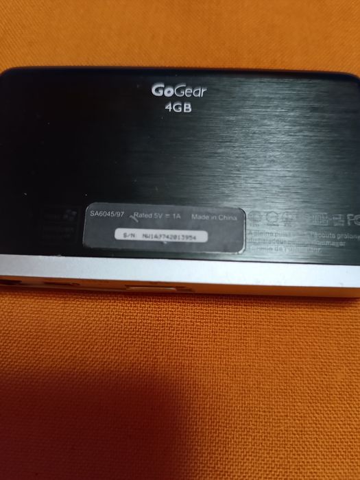 МП 3 плеер Philips GoGear 4 gb.