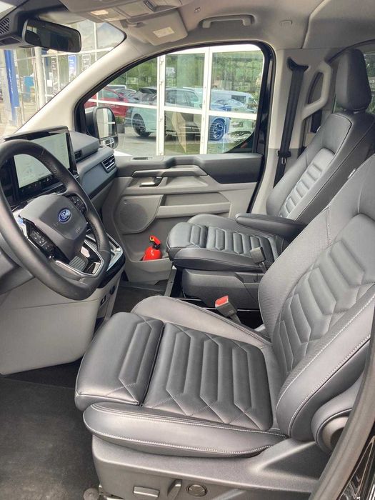 Wypożyczalnia busa wynajem bus 9 os Ford Custom PODSTAWIENIE GRATIS!