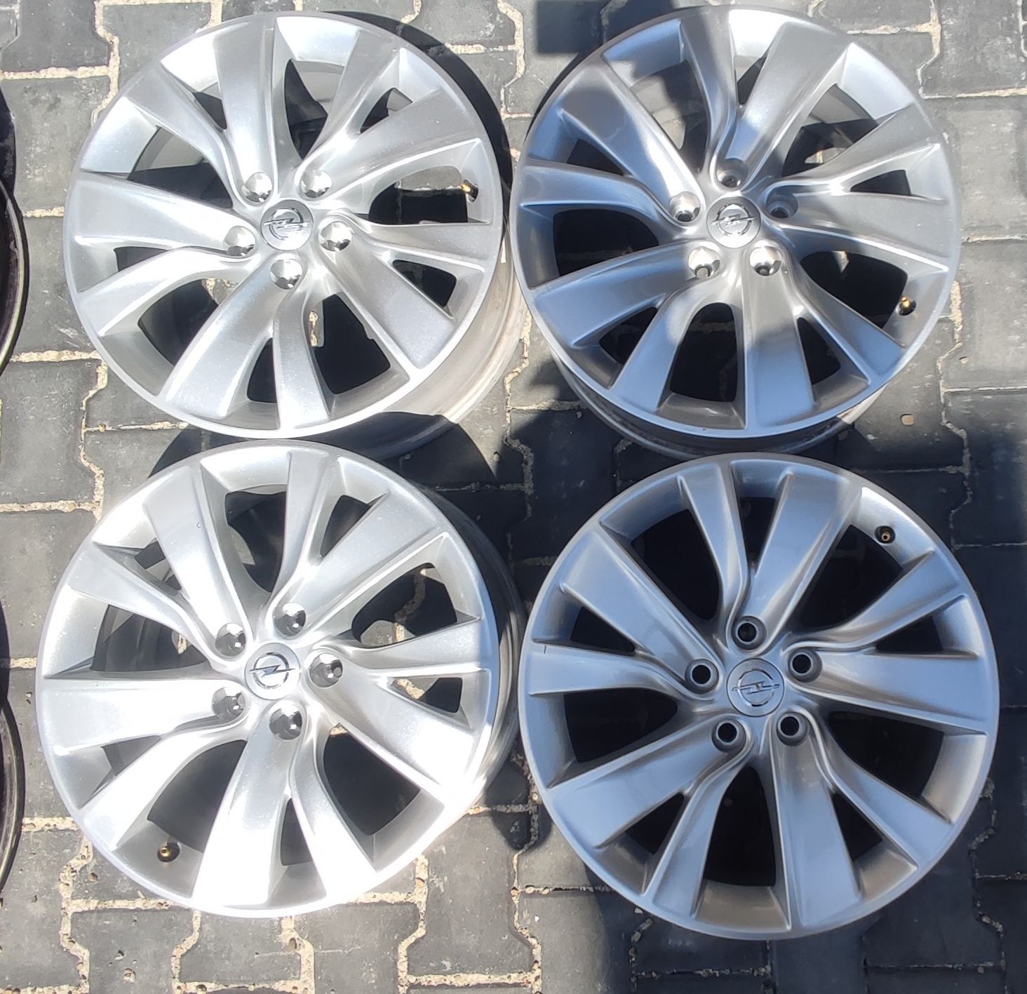 18" 7.5J 5x115 felgi Opel Astra Insignia Zafira Antara, Chevrolet