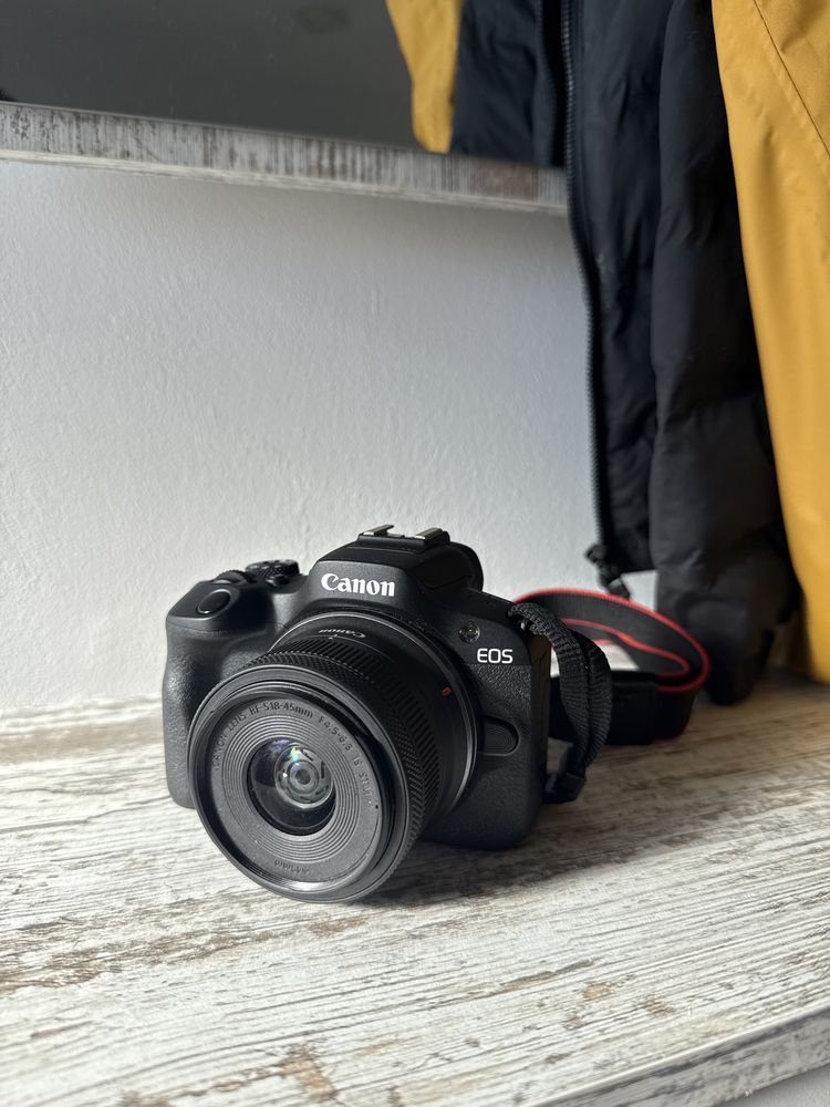 Canon eos R100 de origem