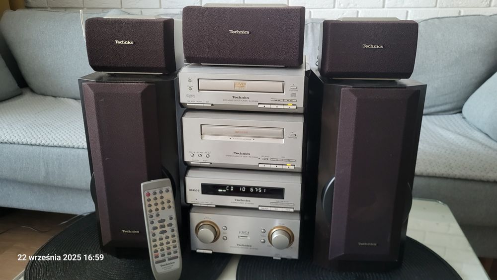 Wieża Technics SE-HDV600