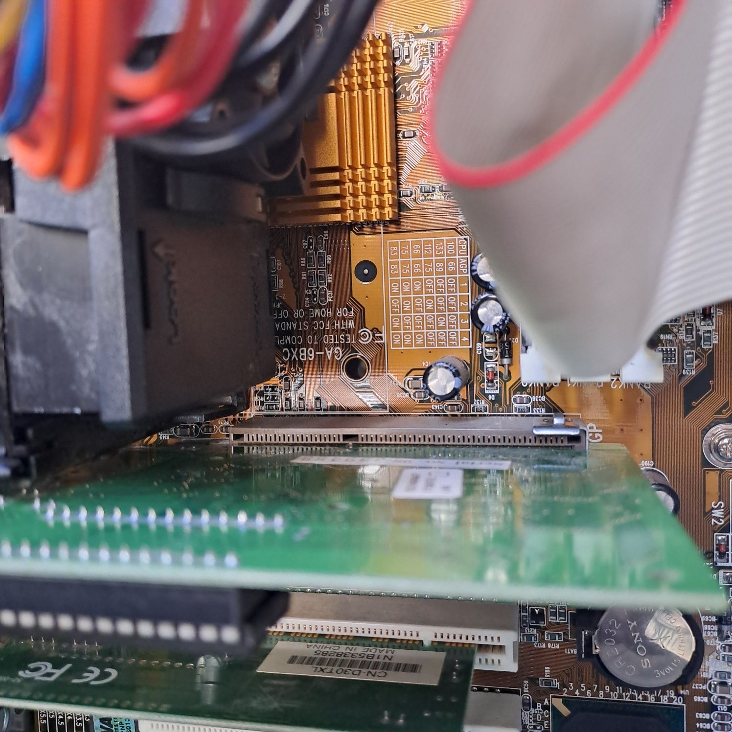 Retro Komputer stacjonarny PC Pentium 2