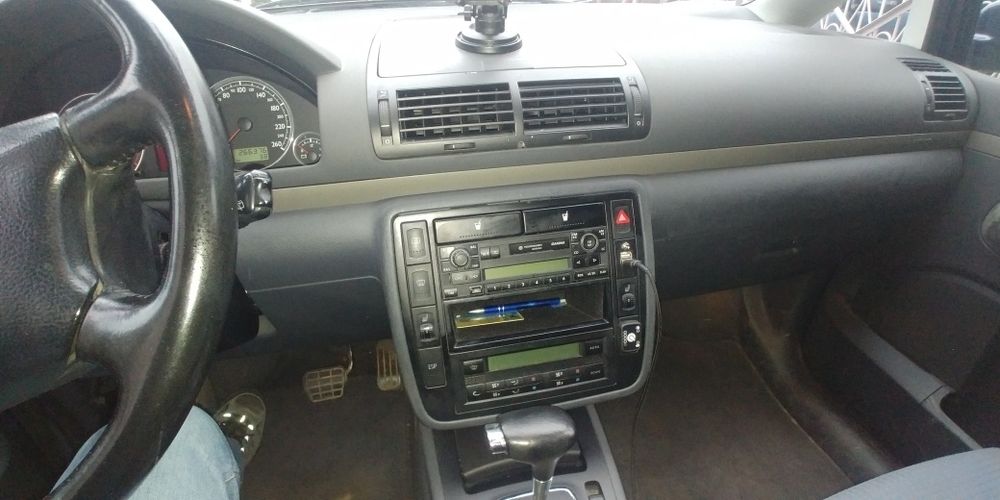 VW Sharan 1.8t + lpg 2001r. 7 os.