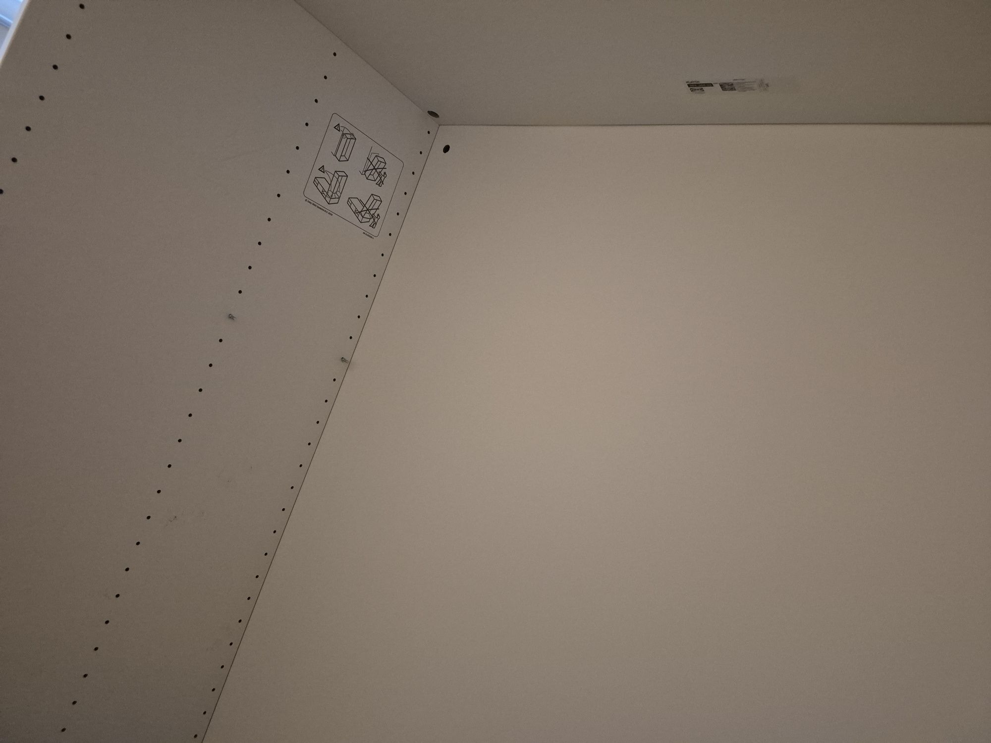 Ikea wnętrze szafy + 2 półki