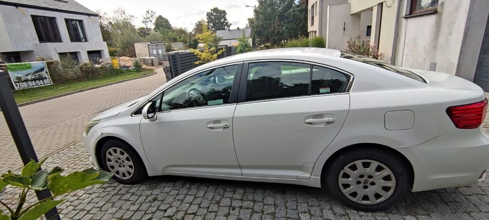 Toyota Avensis Toyota Avensis T27 r. 2013 bezwypadkowy