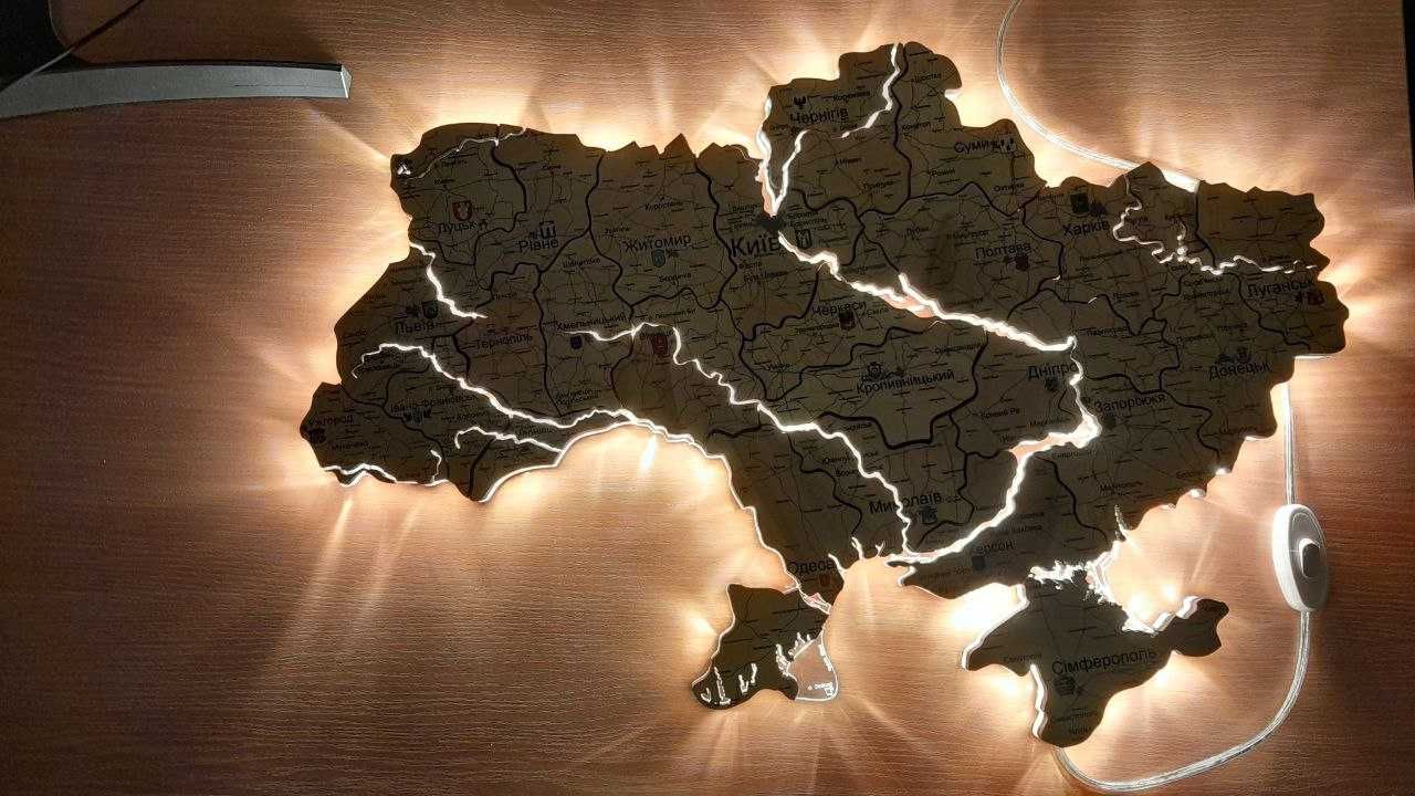 Мапа України з дерева | З підсвіткою | На подарунок