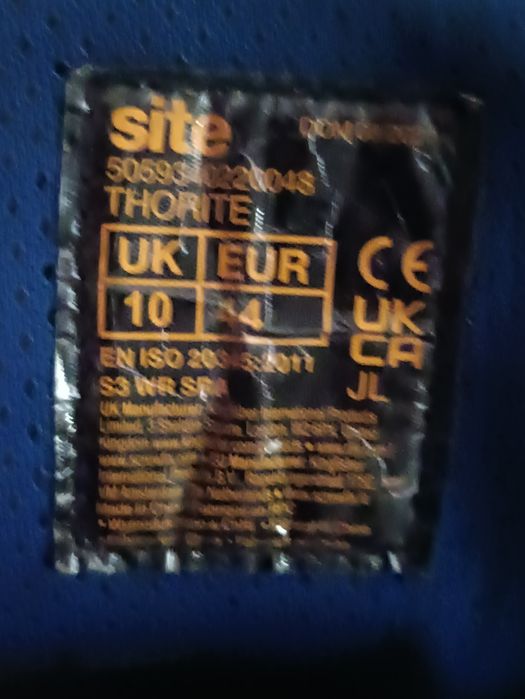 Черевики 44р у гарному стані, клас захисту S3