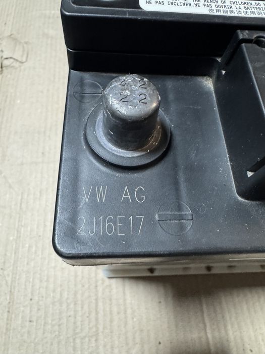 Акумулятор оригінальний Volkswagen ID.4 (ID4) 1S0 915 105 B 12V 49Ah