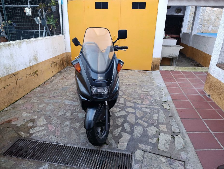 Vendo Yamaha Magesty