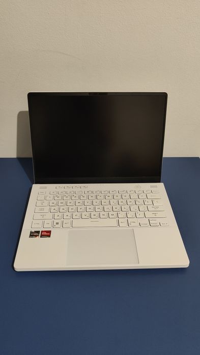 Asus ROG Zephyrus G14 2022 - Ryzen 9 6900HS | Radeon RX 6700S | 16Gb |