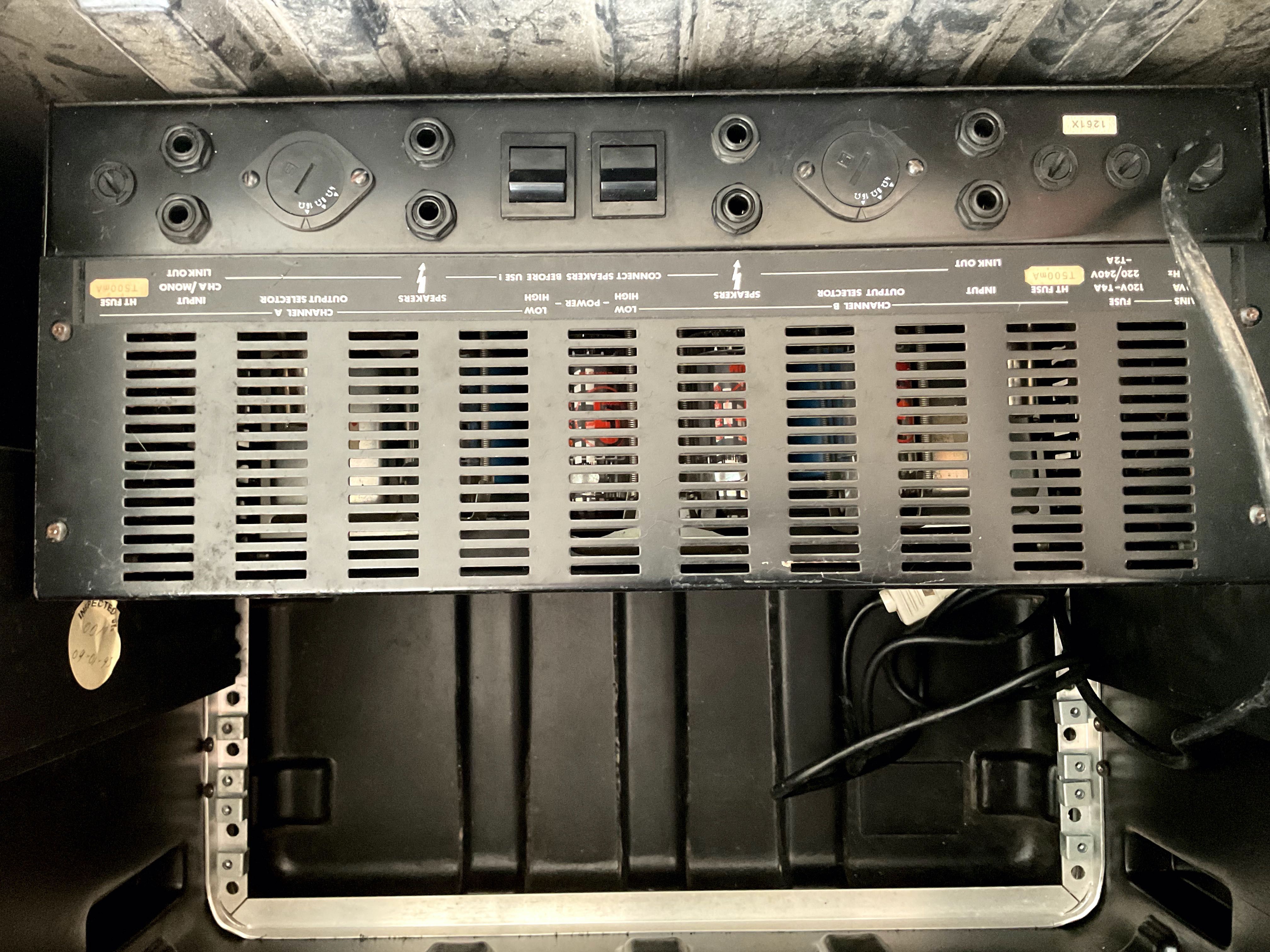 Amplificador a válvulas Marshall 9005 (valve power amp 50-50W)