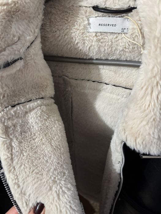 Дубленка теплая , в отличном состояние .